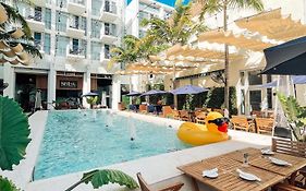 The Fairwind Hotel Miami